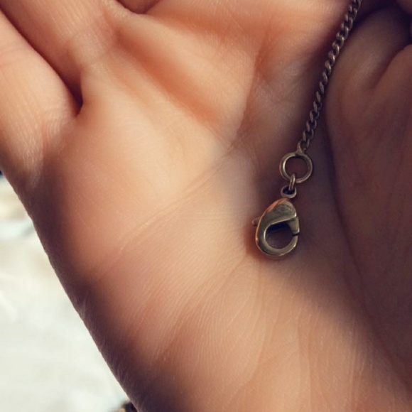 Authentic Chanel Necklace - - Picture 5 of 6